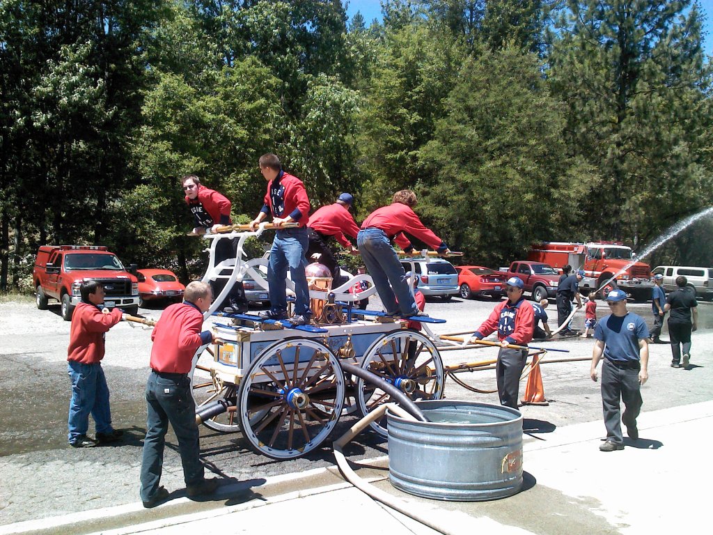 loading Gallery/Events/July 4, 2012/fullsize/2012-07-04 12.53.37.jpg... or select a thumbnail